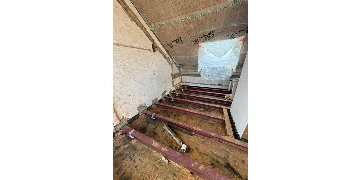 Etagenwohnung Saarbrücken Malstatt - 3 Zimmer, 87 m&sup2;, 99.990&euro; | Angebot:25684708