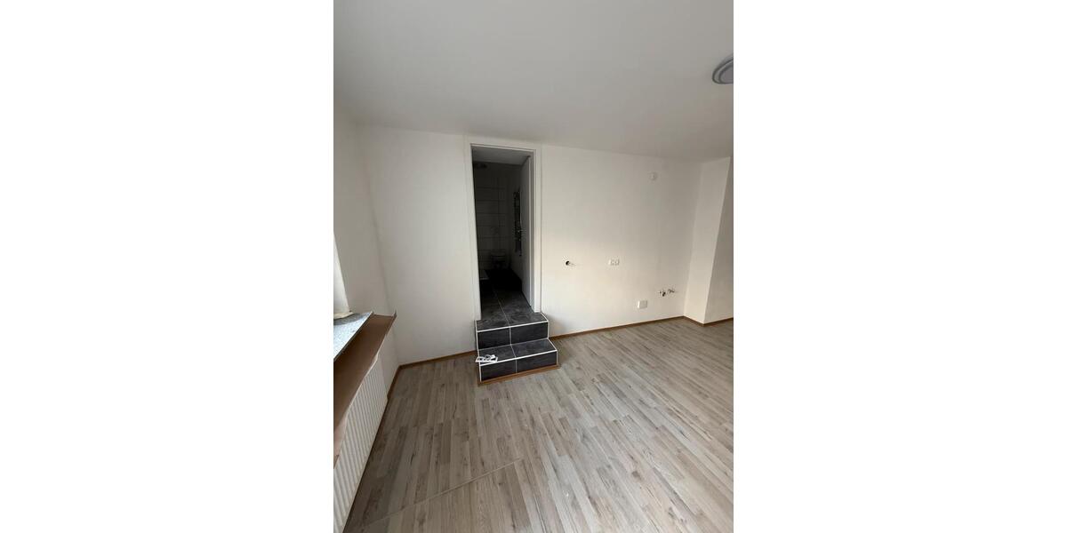 Etagenwohnung Saarbrücken Kieselhumes - 1 Zimmer, 30 m&sup2;, 580&euro; | Angebot:25898776