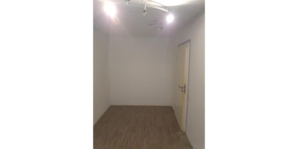 Erdgeschoßwohnung Saarbrücken St. Arnual - 3 Zimmer, 75 m&sup2;, 147.000&euro; | Angebot:25330053
