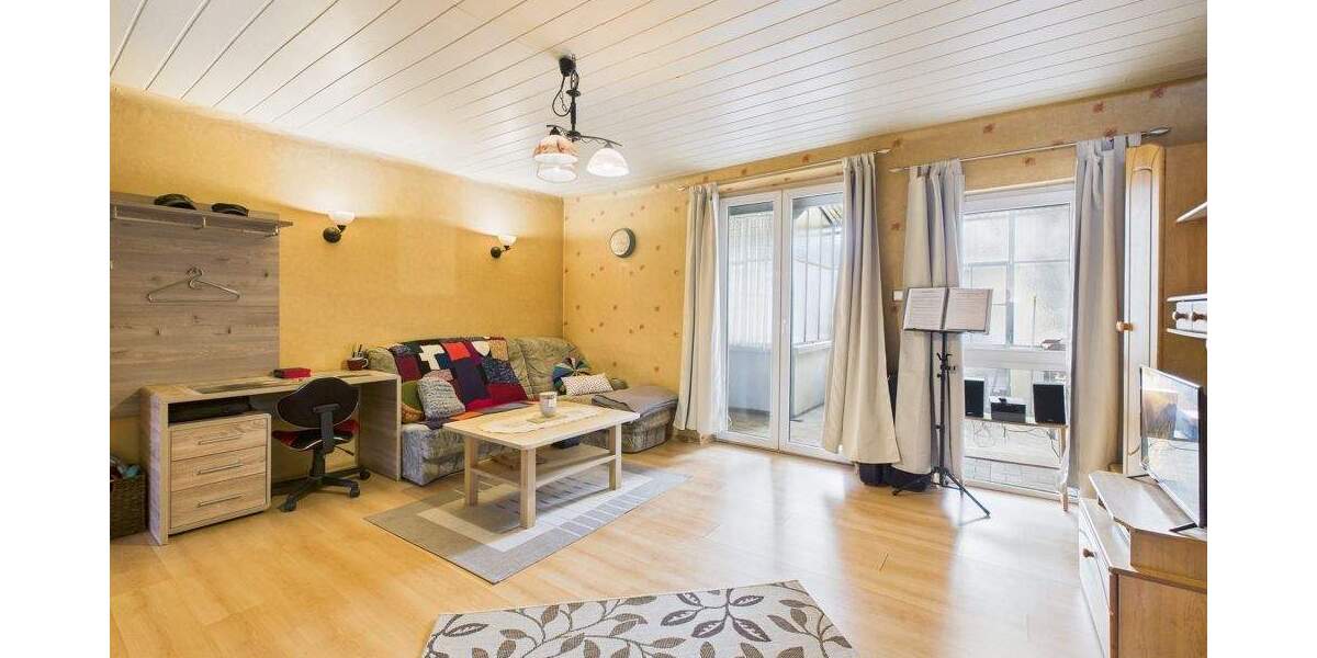 Einfamilienhaus Saarwellingen / Schwarzenholz Schwarzenholz - 4 Zimmer, 96 m&sup2;, 105.000&euro; | Angebot:25687884