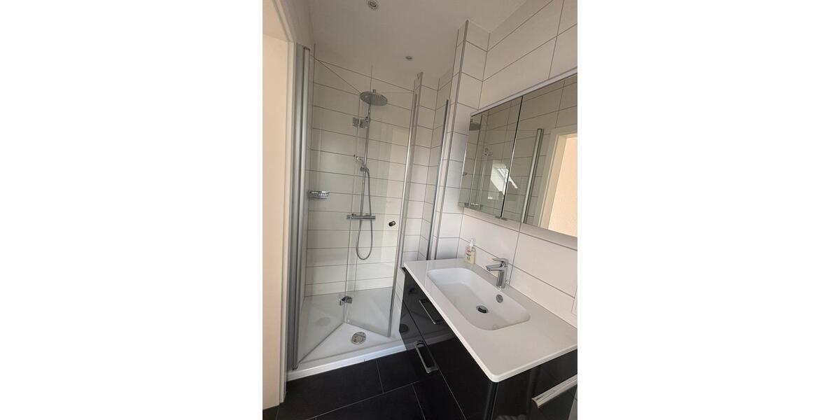 Dachgeschoßwohnung Saarlouis - 3 Zimmer, 80 m&sup2;, 770&euro; | Angebot:25945411