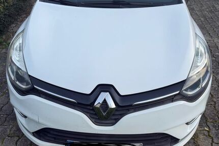 Renault Clio 92.000 km 5.900 &euro; Breitenbach 66916