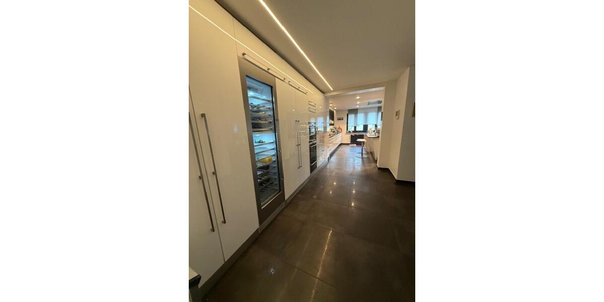 Doppelhaushälfte Saarbrücken West - 8 Zimmer, 276 m&sup2;, 620.000&euro; | Angebot:25890095