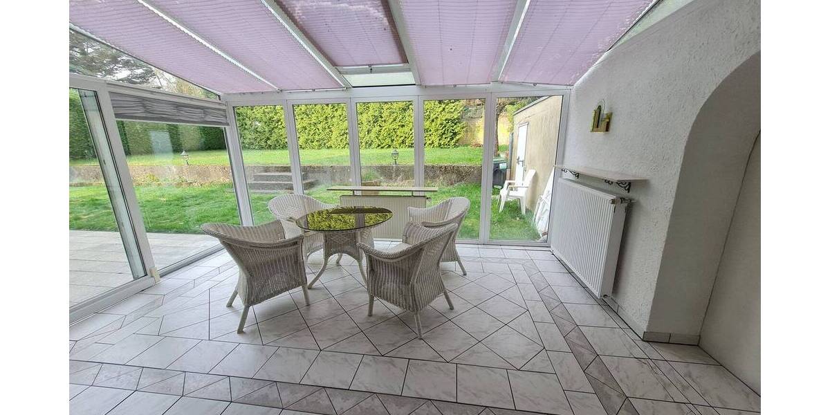 Etagenwohnung Saarbrücken Malstatt - 2 Zimmer, 125 m&sup2;, 1.250&euro; | Angebot:25927129