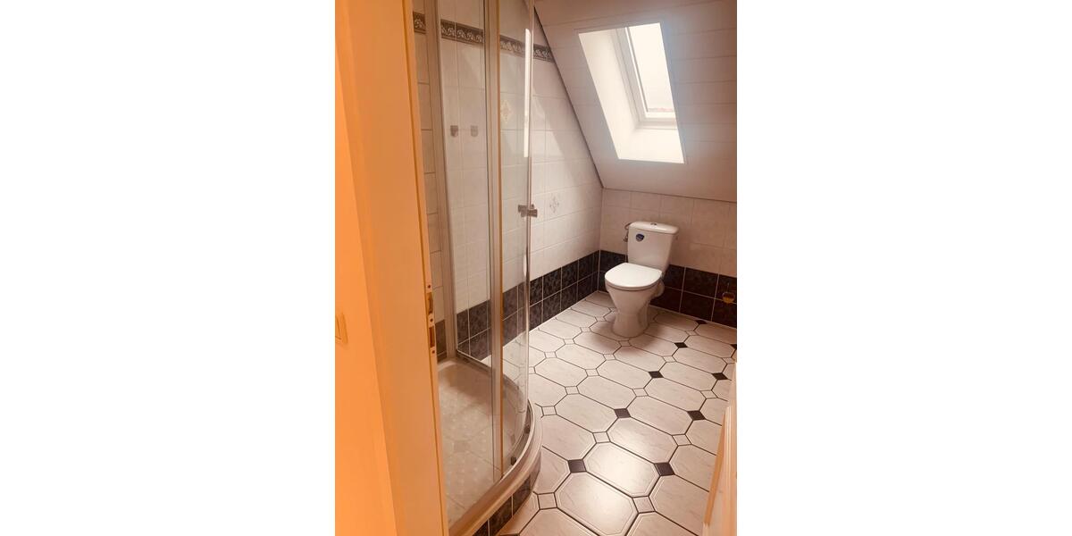 Dachgeschoßwohnung Saarbrücken Eschberg - 3 Zimmer, 79 m&sup2;, 169.000&euro; | Angebot:26351002