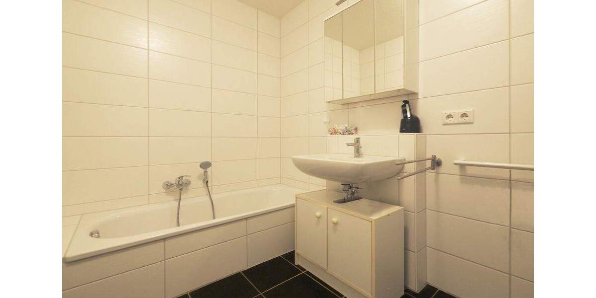 Etagenwohnung Saarbrücken Malstatt - 3 Zimmer, 65 m&sup2;, 169.000&euro; | Angebot:25675554