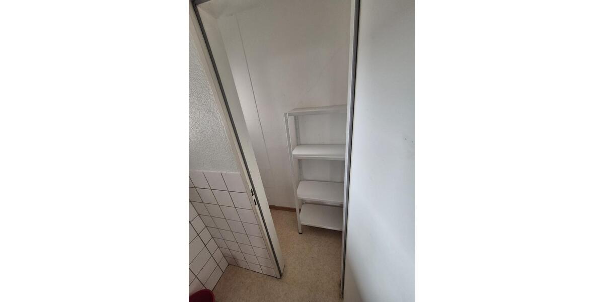 Dachgeschoßwohnung Püttlingen - 4 Zimmer, 107 m&sup2;, 650&euro; | Angebot:25959713