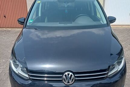 VW Touran 284.000 km 5.900 &euro; Hülzweiler /Schwalbach 66773