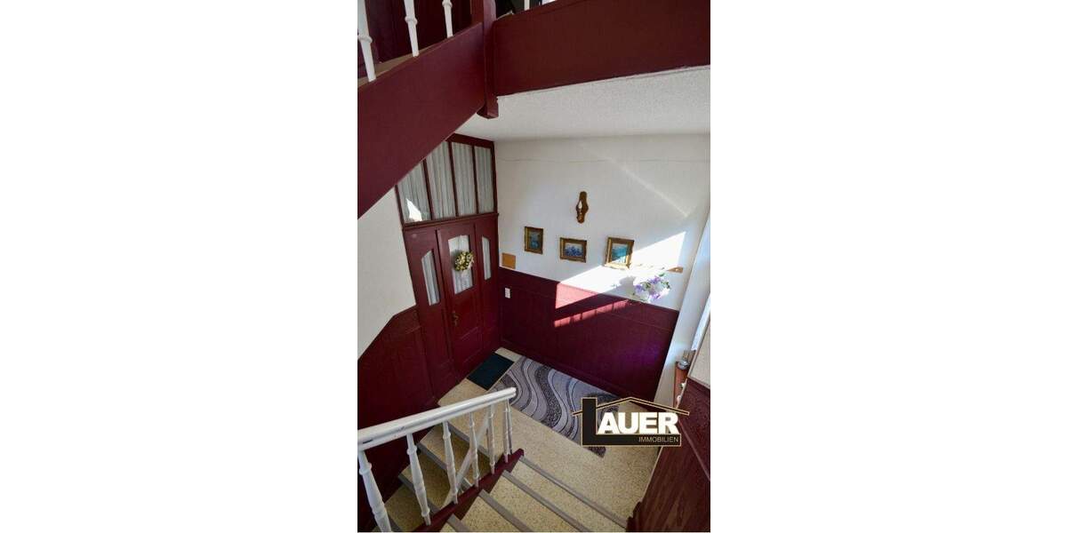 Mehrfamilienhaus, Wohnhaus Völklingen Stadtmitte - 9 Zimmer, 220 m&sup2;, 295.000&euro; | Angebot:25666078