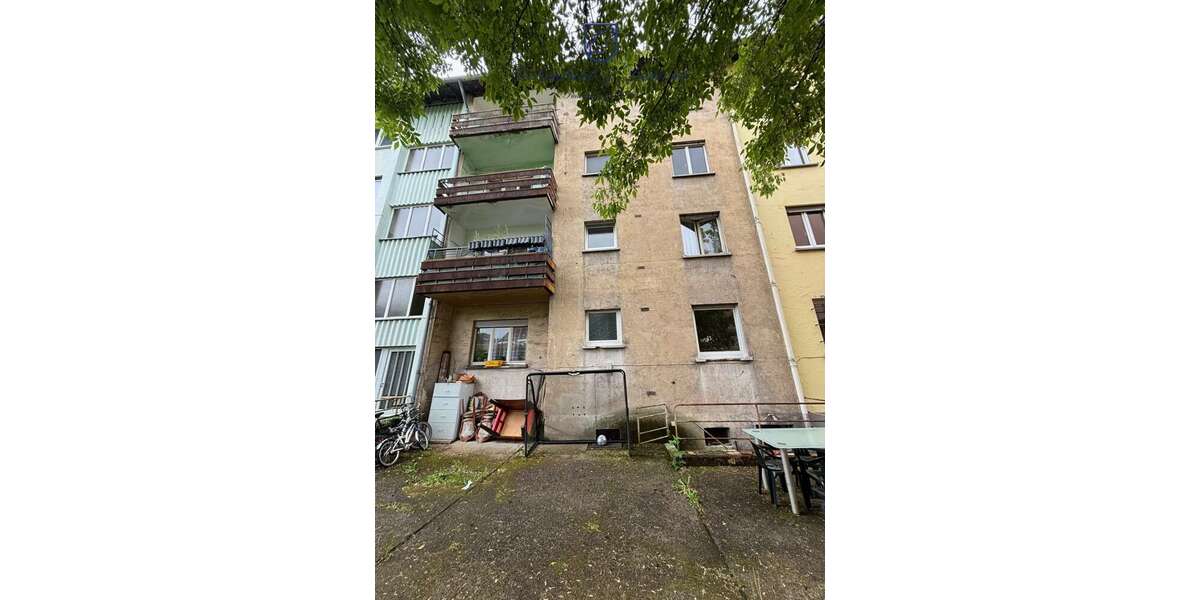 Einfamilienhaus Saarbrücken Neue Bremm - 12 Zimmer, 300 m&sup2;, 450.000&euro; | Angebot:27017479