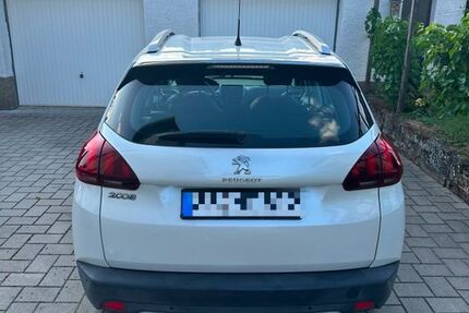 Peugeot 2008 86.500 km 10.500 &euro; Saarbrücken 66130
