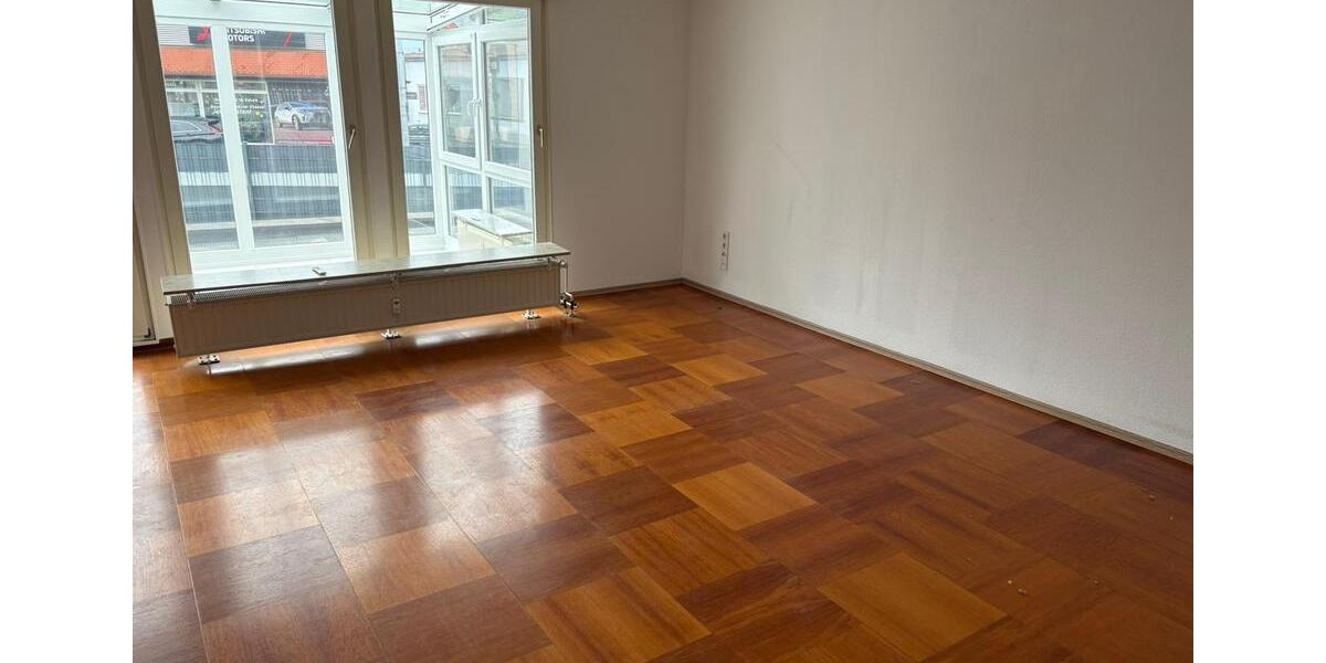 Erdgeschoßwohnung Sankt Ingbert - 3 Zimmer, 120 m&sup2;, 900&euro; | Angebot:25230913