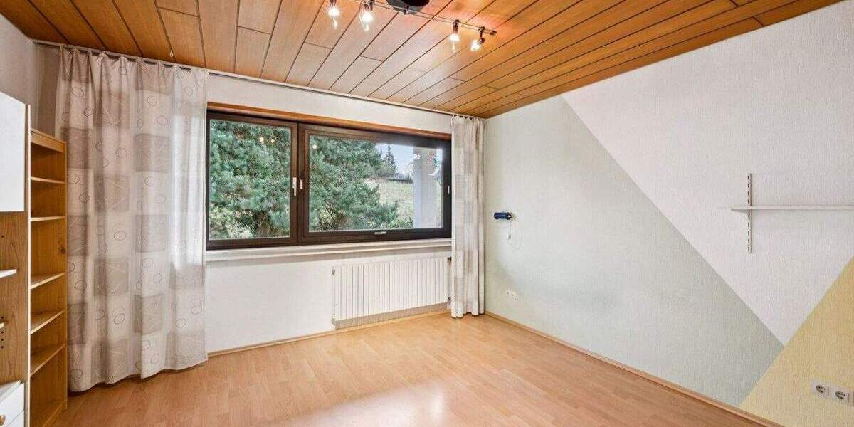 Einfamilienhaus Überherrn / Felsberg Felsberg - 1 Zimmer, 360 m&sup2;, 449.000&euro; | Angebot:25677173