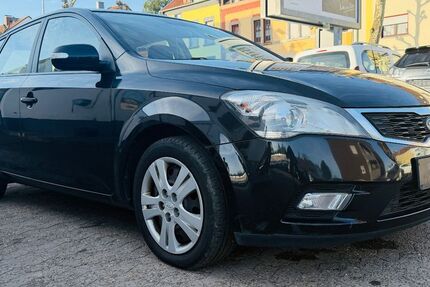 Kia ceed / Ceed 154.000 km 3.700 &euro; Saarbrücken 66115