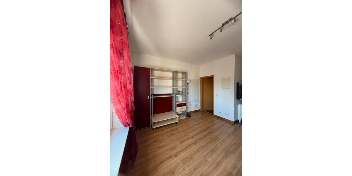 Etagenwohnung Saarbrücken Ensheim - 1 Zimmer, 27 m&sup2;, 550&euro; | Angebot:25900921