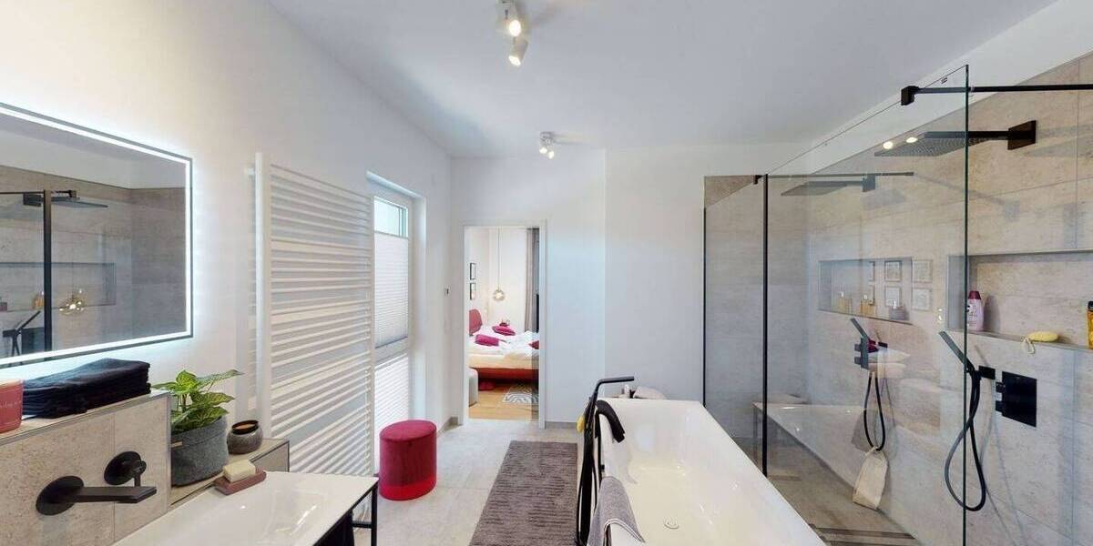 Einfamilienhaus Völklingen Lauterbach - 8 Zimmer, 178 m&sup2;, 632.900&euro; | Angebot:25737046