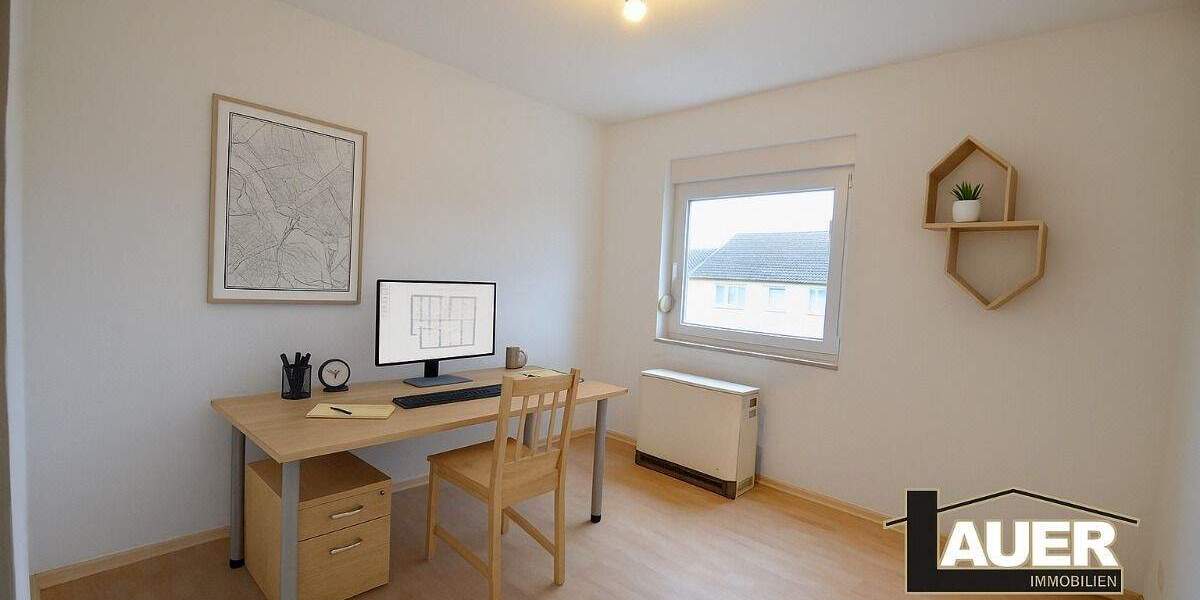 Etagenwohnung Saarlouis Fraulautern - 5 Zimmer, 110 m&sup2;, 179.000&euro; | Angebot:25666075