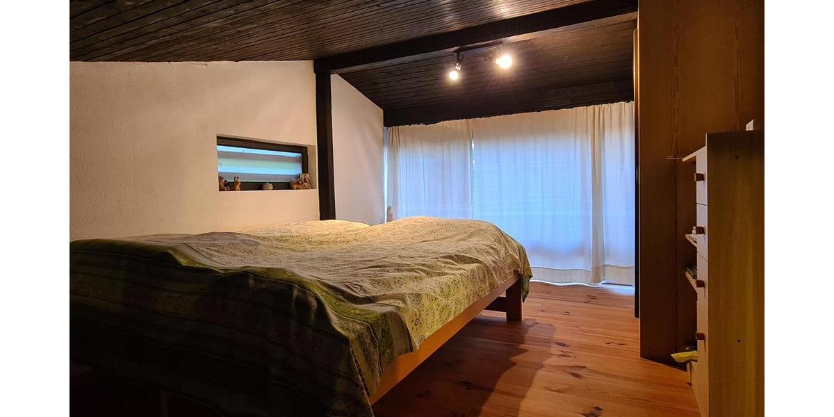 Bungalow mit Satteldach in idyllischer Ortsrandlage mit Fernblick - Einfamilienhaus Homburg | Angebot:21352445