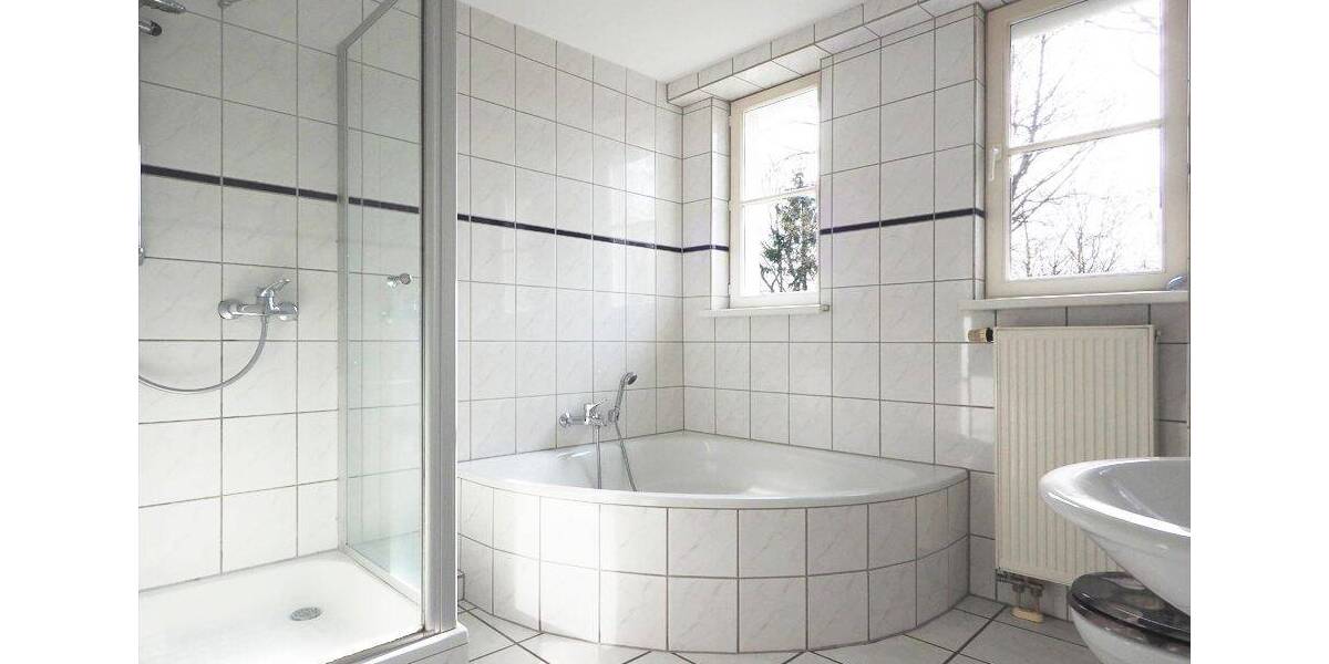 Etagenwohnung Quierschied - 2 Zimmer, 67 m&sup2;, 129.000&euro; | Angebot:25737750