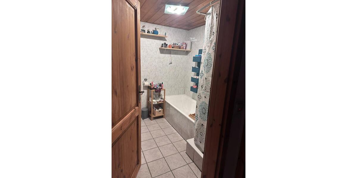 Etagenwohnung Großrosseln - 5 Zimmer, 100 m&sup2;, 845&euro; | Angebot:24887850