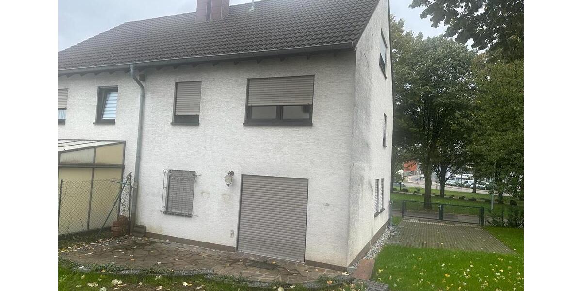 Einfamilienhaus Saarbrücken Dudweiler - 5 Zimmer, 150 m&sup2;, 250.000&euro; | Angebot:26613240