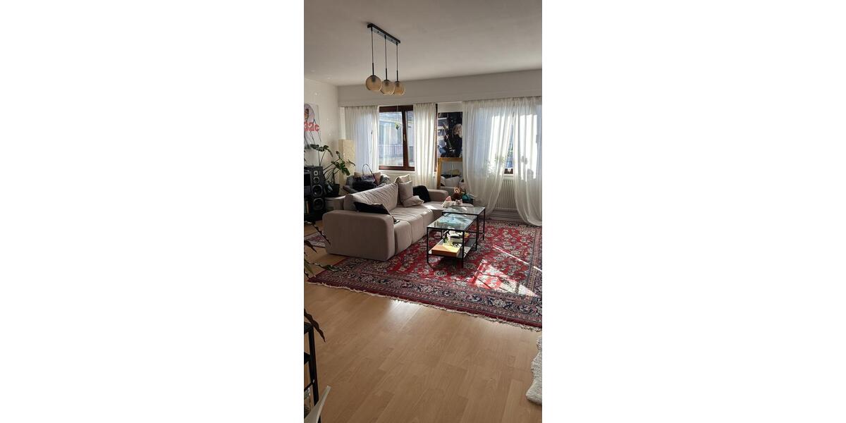 Etagenwohnung Saarbrücken Neue Bremm - 2 Zimmer, 74 m&sup2;, 975&euro; | Angebot:25724879