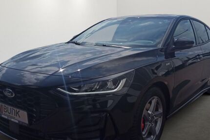 Ford Focus 22.565 km 23.600 &euro; Völklingen 66333