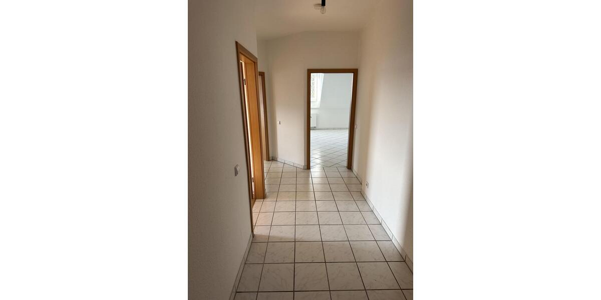 Etagenwohnung Saarbrücken Bischmisheim - 1 Zimmer, 105 m&sup2;, 750&euro; | Angebot:25436216