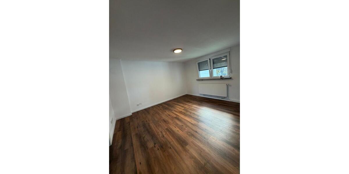 Etagenwohnung Dillingen (Saar) - 3 Zimmer, 75 m&sup2;, 1.150&euro; | Angebot:25893758