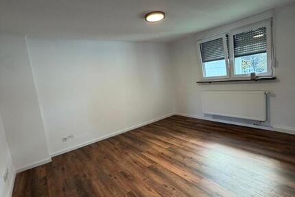 Wohnung Dillingen (Saar) - 3 Zimmer, 75 m&sup2;, 1.150&euro; | Angebot:25893758