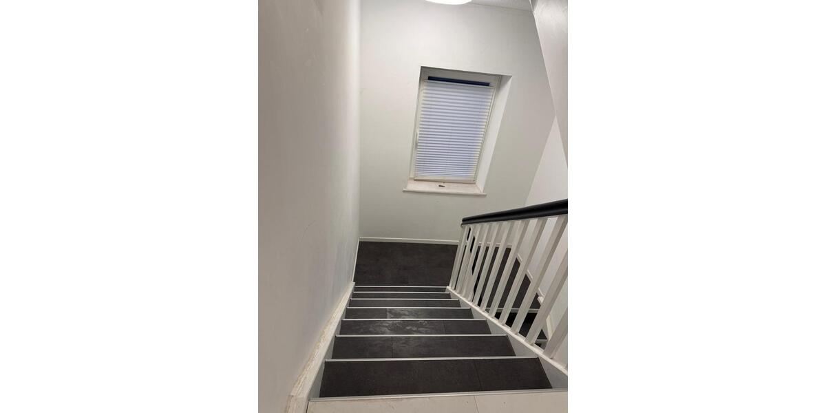 Einfamilienhaus Blieskastel - 8 Zimmer, 180 m&sup2;, 220.000&euro; | Angebot:26962952