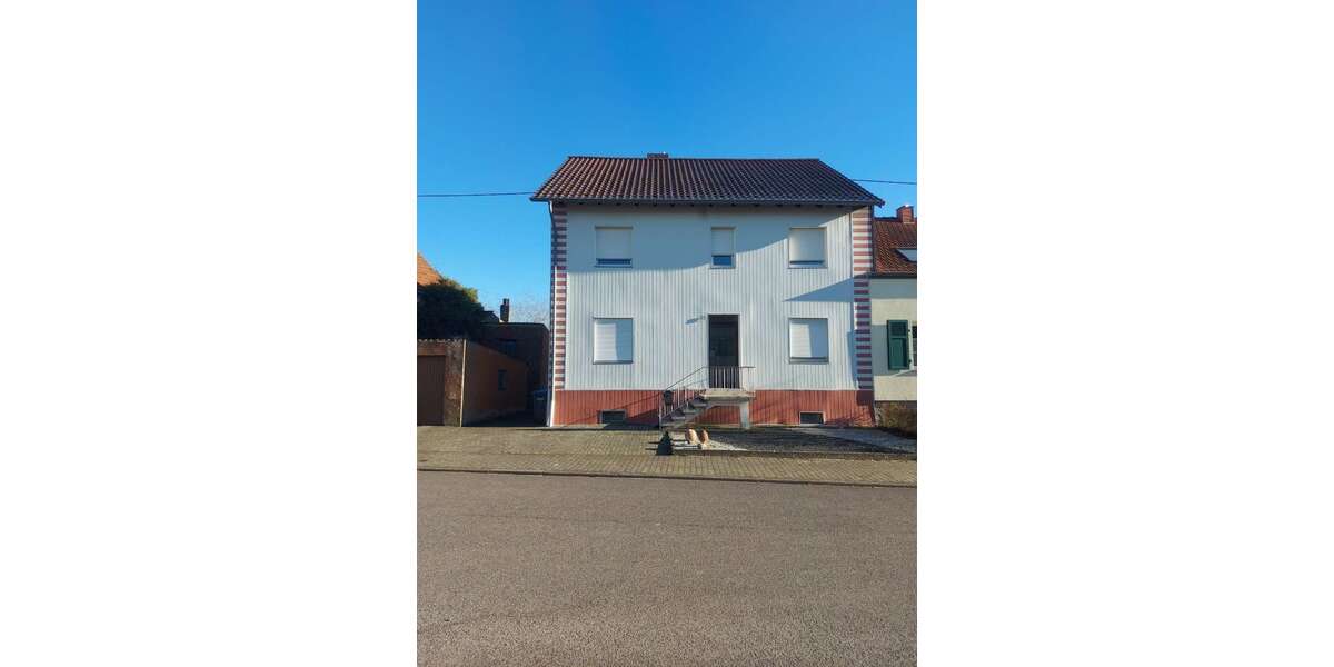 Einfamilienhaus Wadgassen - 12 Zimmer, 160 m&sup2;, 185.000&euro; | Angebot:24277841