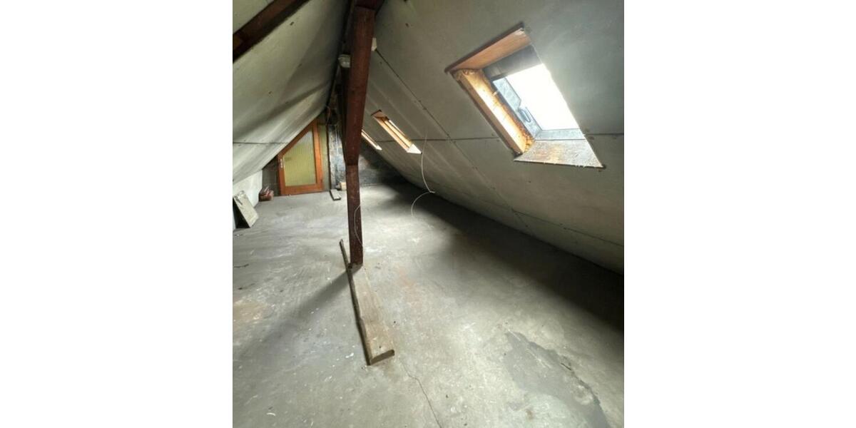 Etagenwohnung Saarbrücken St. Arnual - 4 Zimmer, 77 m&sup2;, 165.000&euro; | Angebot:25888172