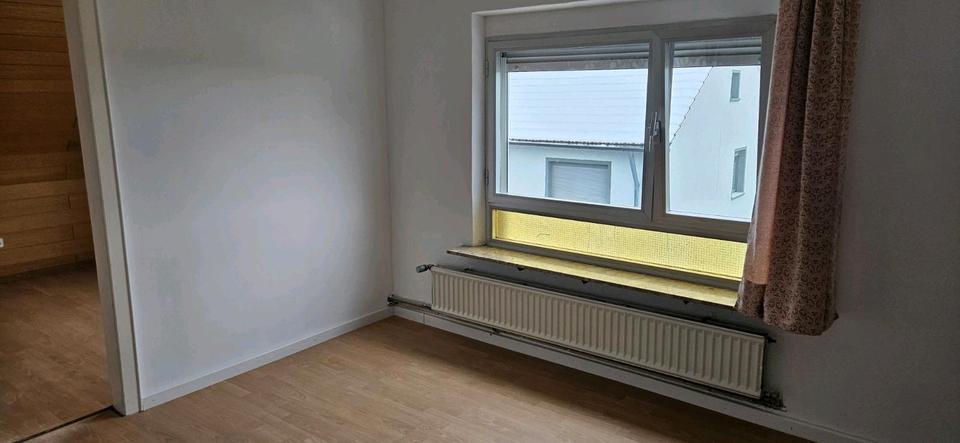 Etagenwohnung Saarbrücken Dudweiler - 2 Zimmer, 60 m&sup2;, 500&euro; | Angebot:24296365