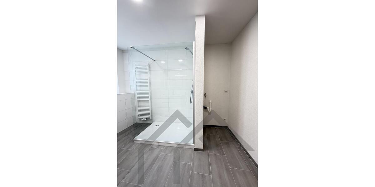Etagenwohnung Blieskastel - 3 Zimmer, 83 m&sup2;, 700&euro; | Angebot:26620855