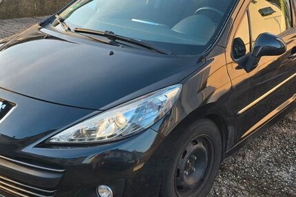 Peugeot 207 202.000 km 1.200 &euro; Völklingen 66333