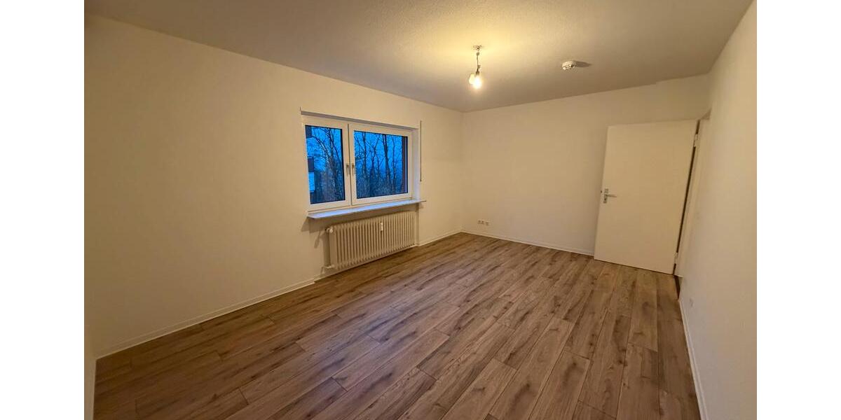 Etagenwohnung Saarbrücken Eschberg - 2 Zimmer, 66 m&sup2;, 627&euro; | Angebot:25178320