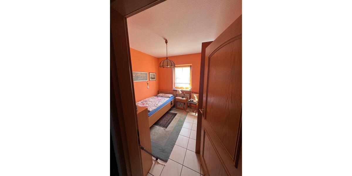 Einfamilienhaus Saarbrücken West - 5 Zimmer, 200 m&sup2;, 550.000&euro; | Angebot:26806875