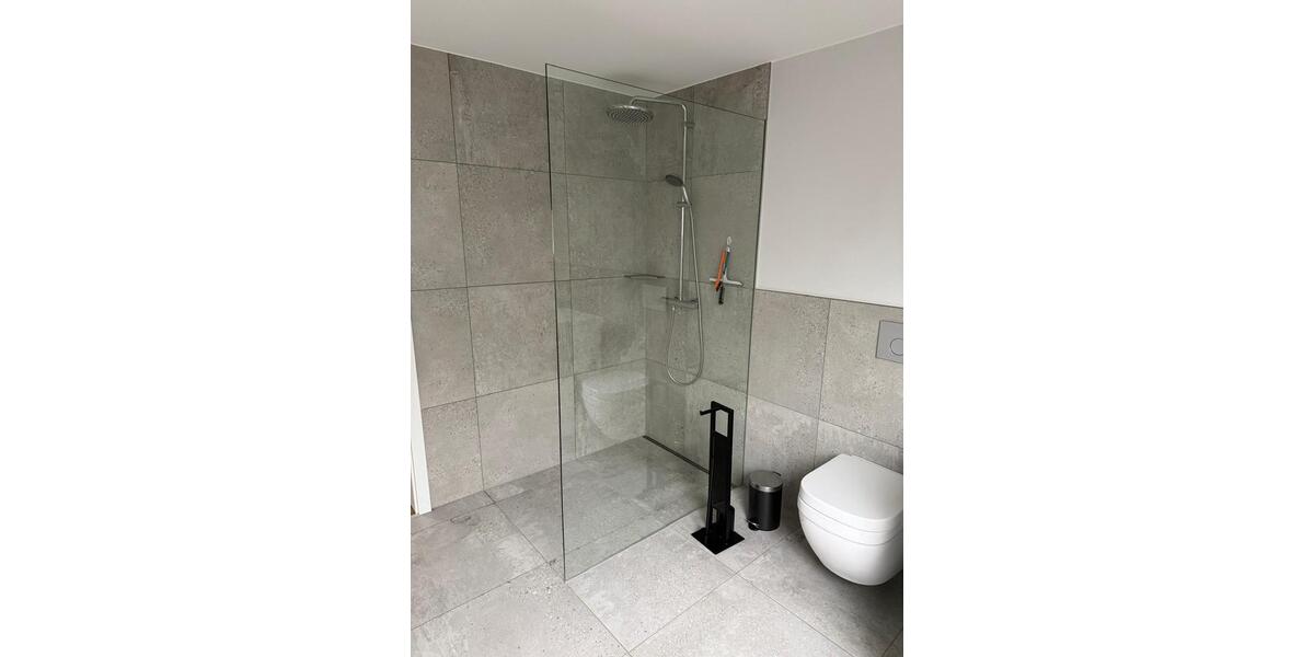 Dachgeschoßwohnung Homburg - 3 Zimmer, 100 m&sup2;, 1.300&euro; | Angebot:24848263