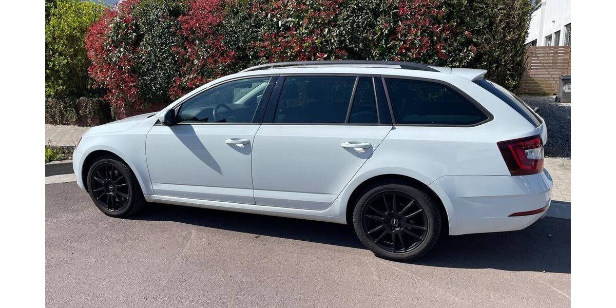 Skoda Octavia 68.000 km 17.500 &euro; Saarlouis 66740
