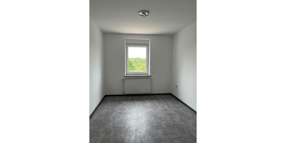 Etagenwohnung Bous - 3 Zimmer, 80 m&sup2;, 800&euro; | Angebot:24865869