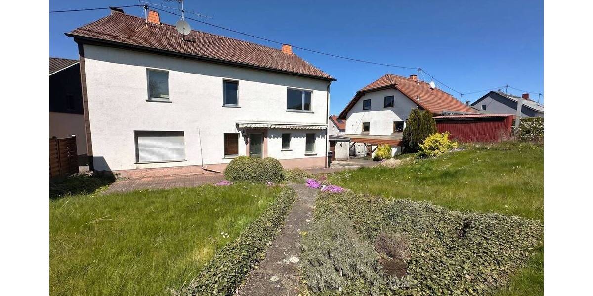 Mehrfamilienhaus, Wohnhaus Saarwellingen / Reisbach Reisbach - 8 Zimmer, 170 m&sup2;, 218.000&euro; | Angebot:26411493