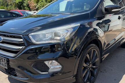 Ford Kuga 253.900 km 7.990 &euro; Lebach 66822