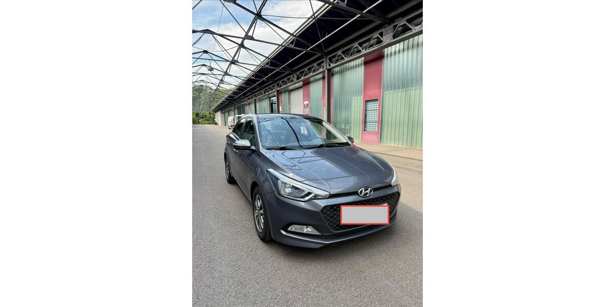 Hyundai i20 78.188 km 10.500 &euro; Kirkel 66459