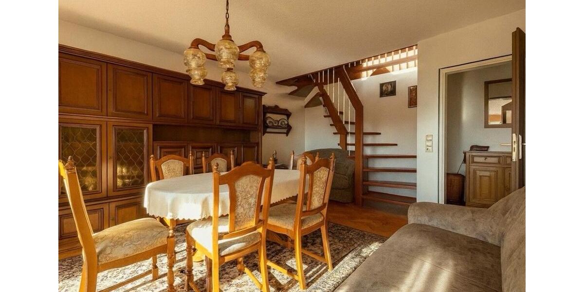 Etagenwohnung Völklingen - 3 Zimmer, 84 m&sup2;, 700&euro; | Angebot:25821374
