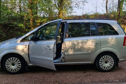 Opel Zafira 277.000 km 1.900 &euro; Zweibrücken 66482