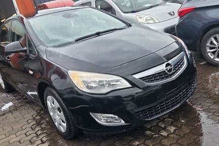 Opel Astra 235.000 km 1.990 &euro; Saarlouis 66740