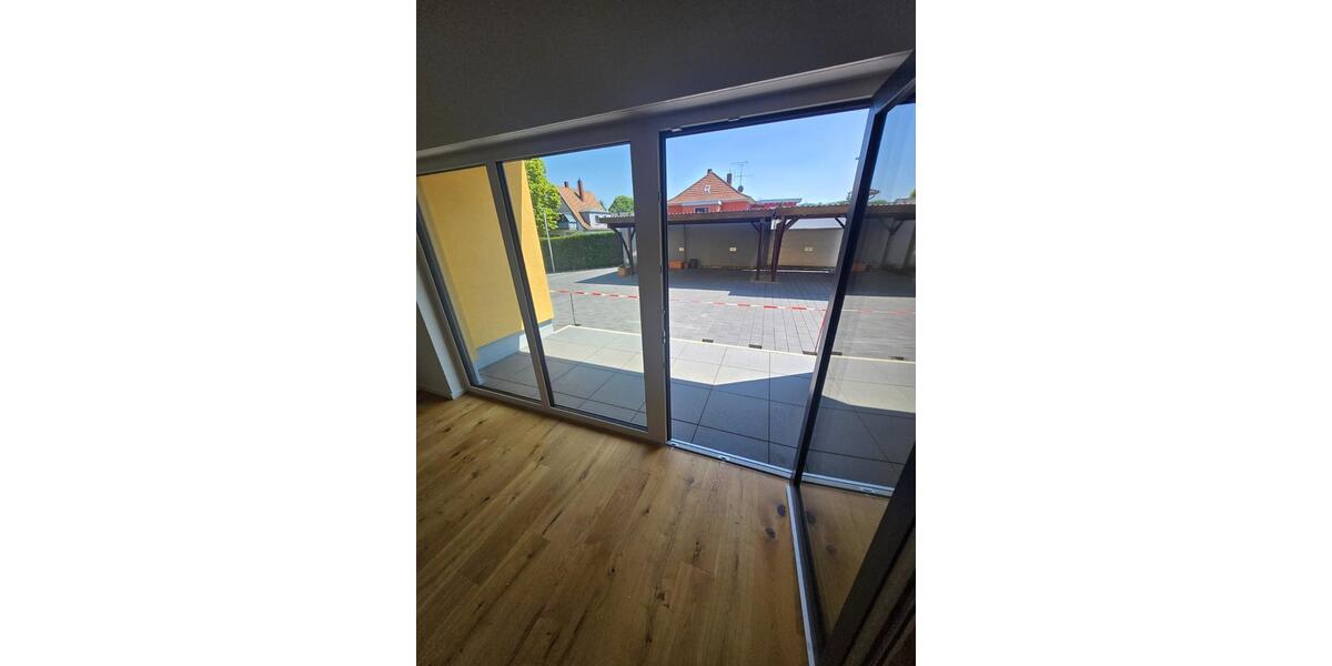 Erdgeschoßwohnung Homburg - 2 Zimmer, 84 m&sup2;, 1.050&euro; | Angebot:25056985