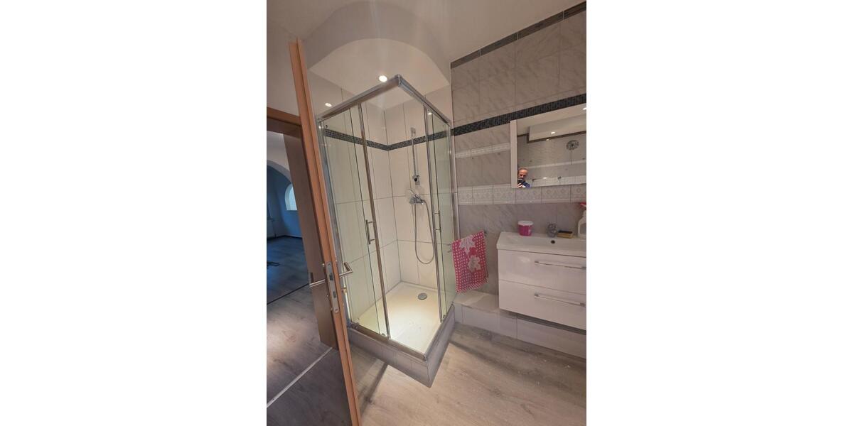 Erdgeschoßwohnung Neunkirchen - 4 Zimmer, 110 m&sup2;, 900&euro; | Angebot:25322321