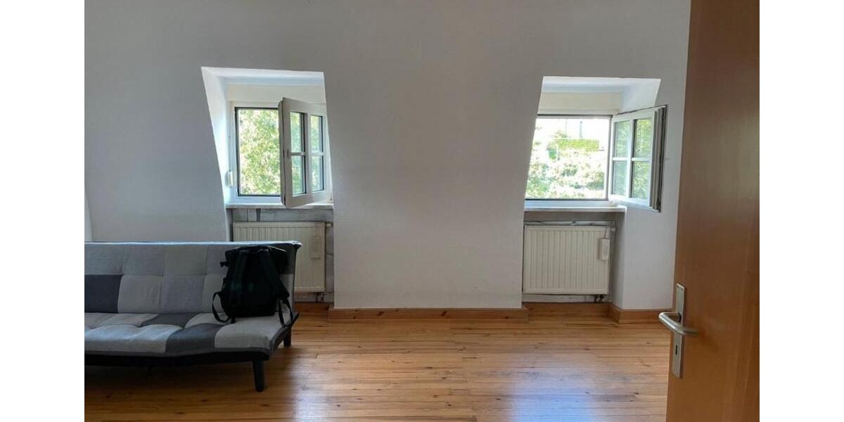 Etagenwohnung Saarbrücken Eschberg - 2 Zimmer, 60 m&sup2;, 450&euro; | Angebot:26621801